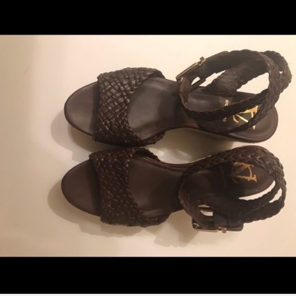 Vince Camuto VC Signature Norma Sandals - Picture 5 of 7